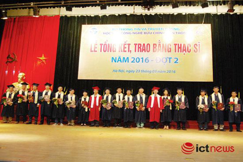 156 tân Thạc sĩ Học viện Công nghệ BCVT nhận bằng tốt nghiệp