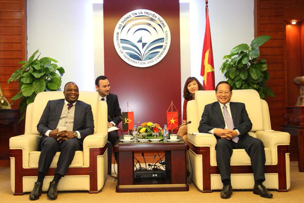 Việt Nam sẵn sàng hợp tác và hỗ trợ Angola về CNTT, viễn thông