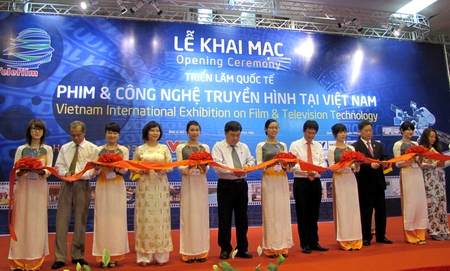 Tưng bừng khai mạc Triển lãm Telefilm đầu tiên tại Việt Nam